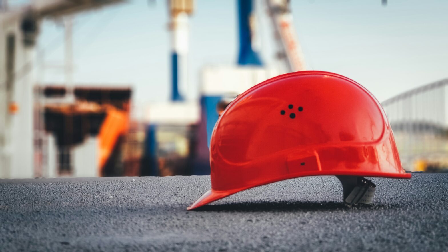 Construction helmet on the ground